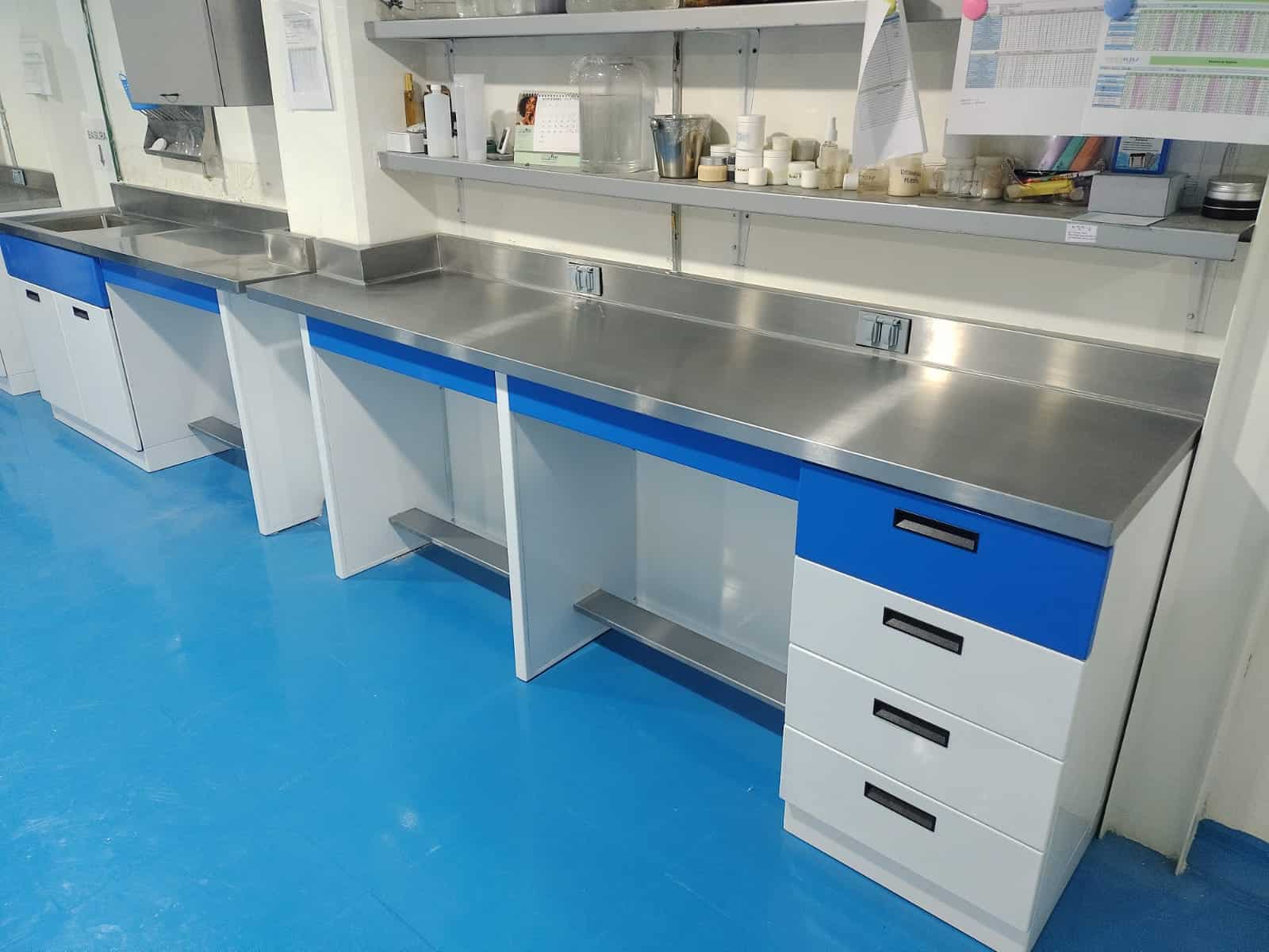 Muebles de Acero Inoxidable